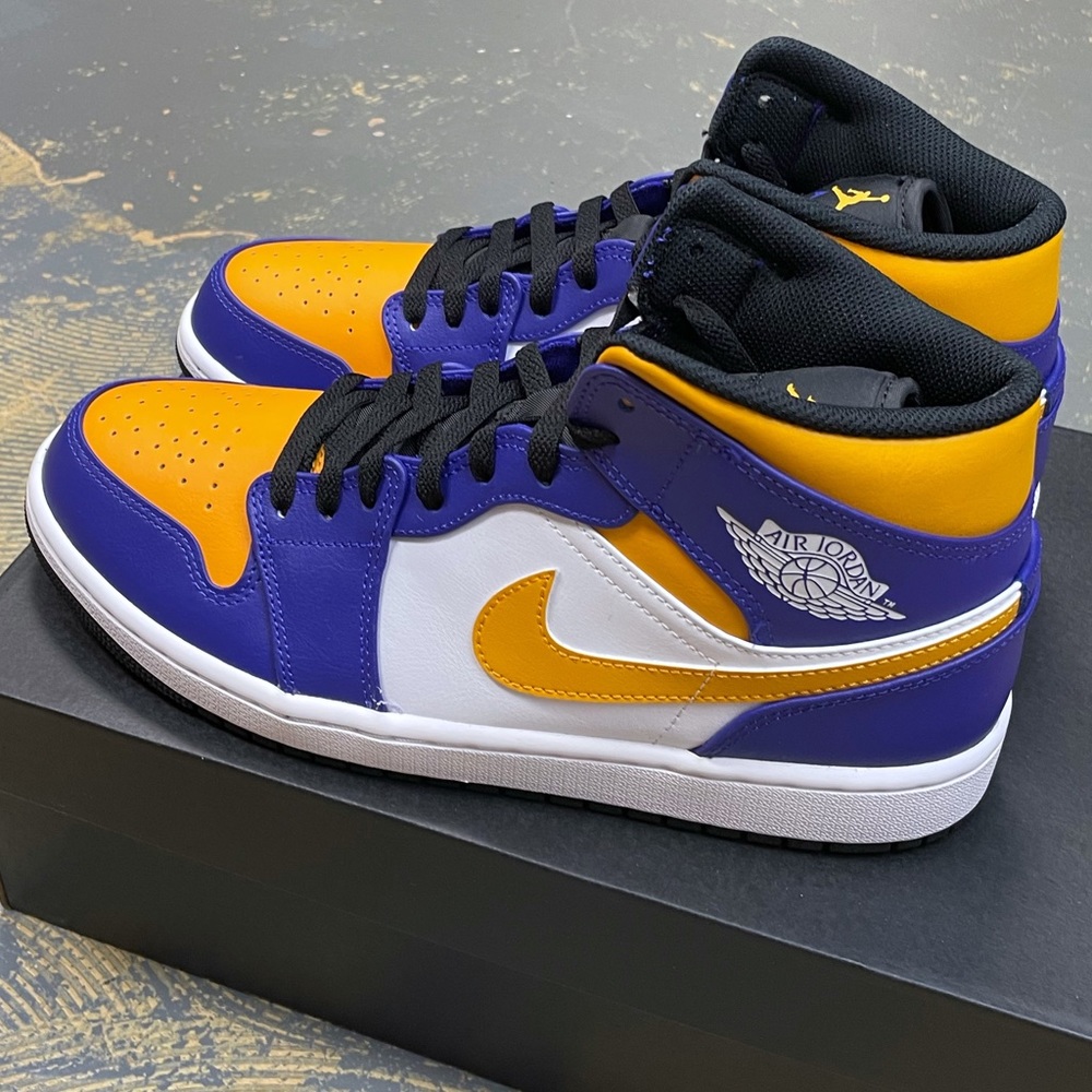 Nike Air Jordan 1 Mid Lakers DQ8426-517 10 Los Angeles Dark Concord Taxi - Picture 5 of 11